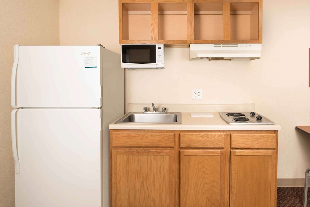 WoodSpring Suites Greenville Central I-85 21/31