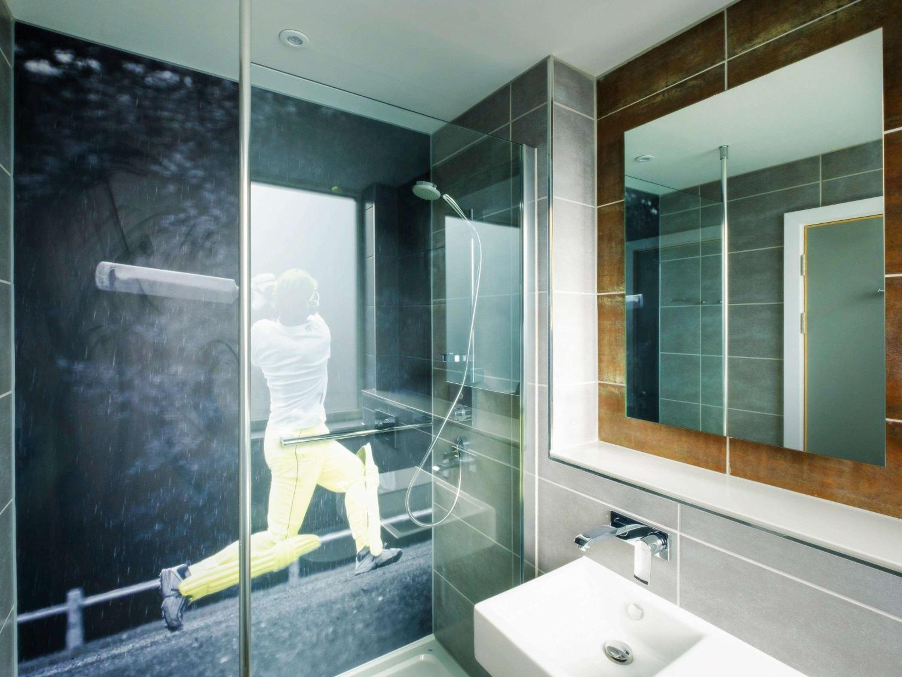 Ibis Styles Leeds Centre Arena 49/50