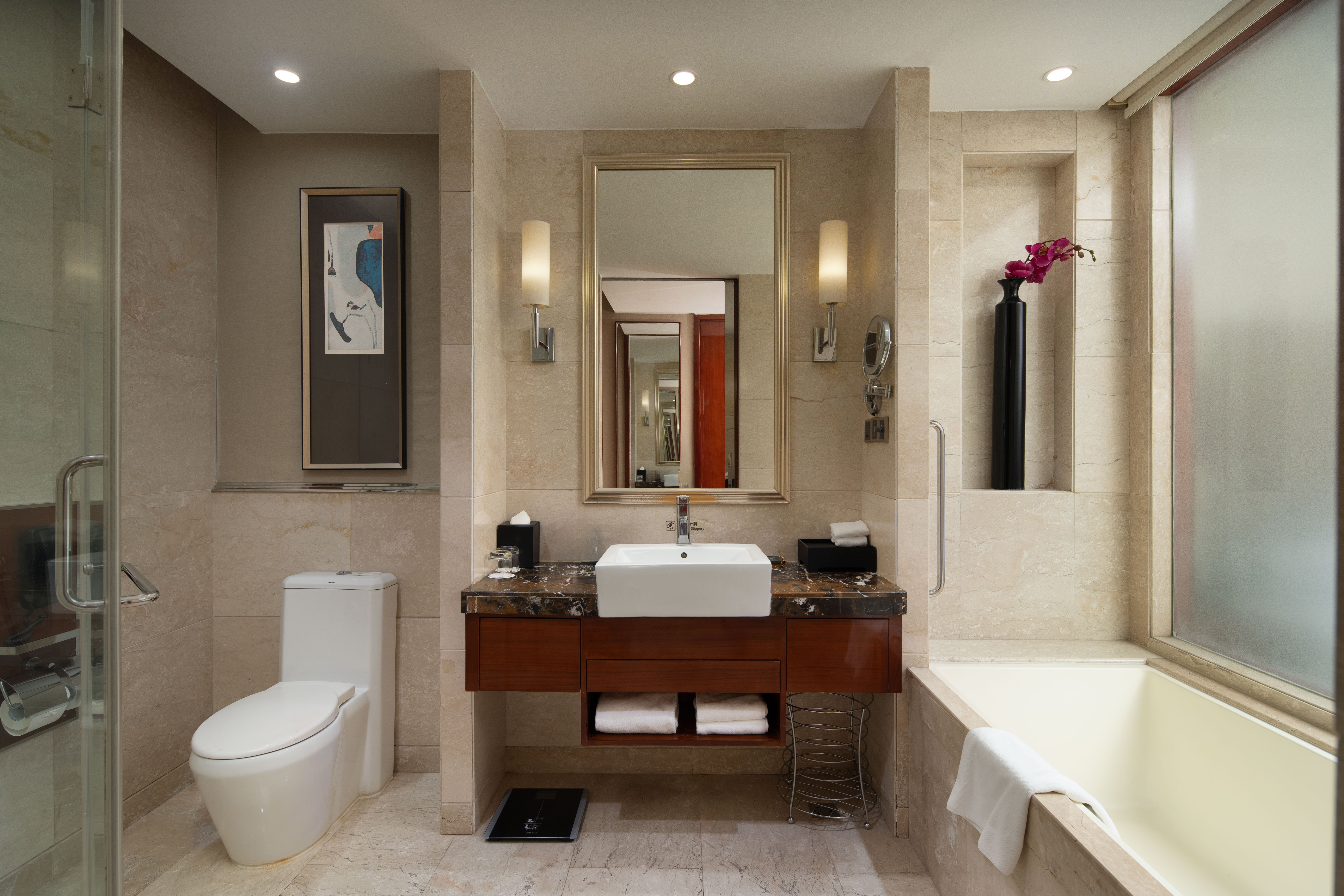 CROWNE PLAZA ZHENJIANG 75/76