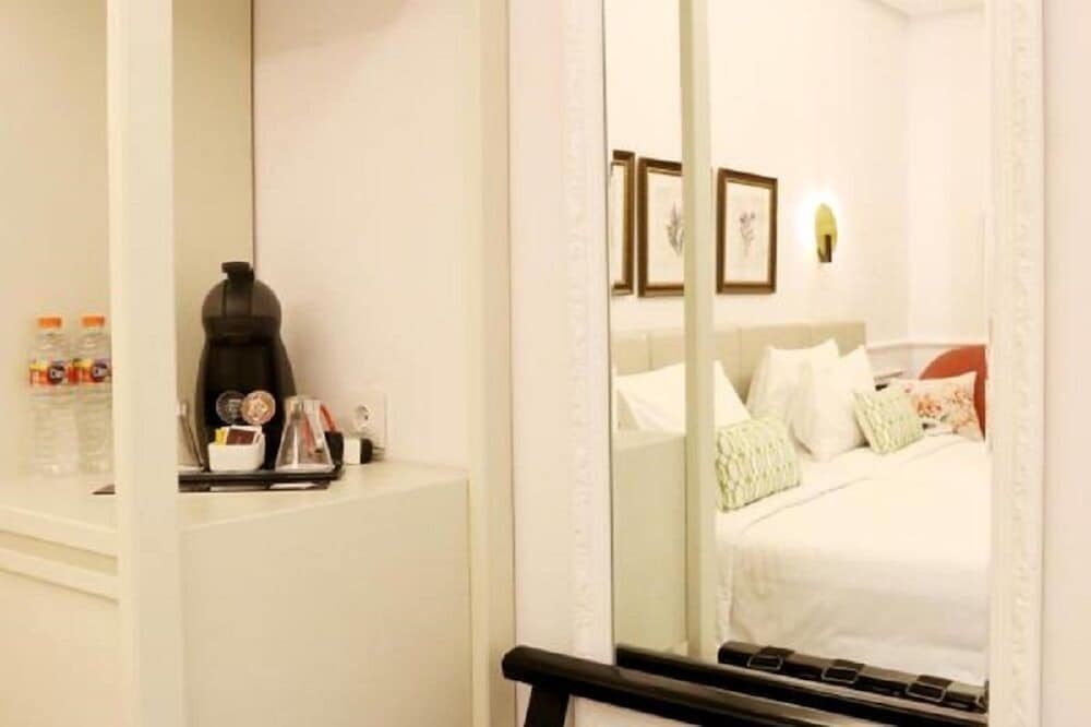Brava Suites by ZIA Surabaya 4/35