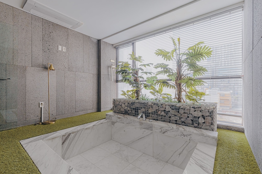 Acc Design Hotel 37/70