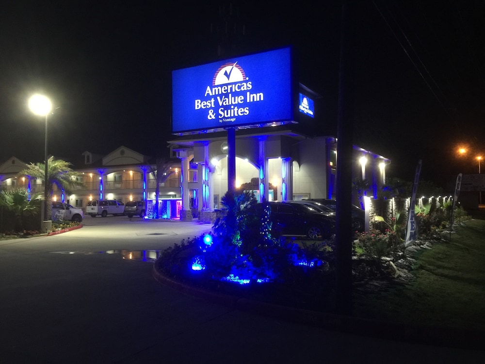 Americas Best Value Inn Suites Houston/Hwy 6 Westpark photo4