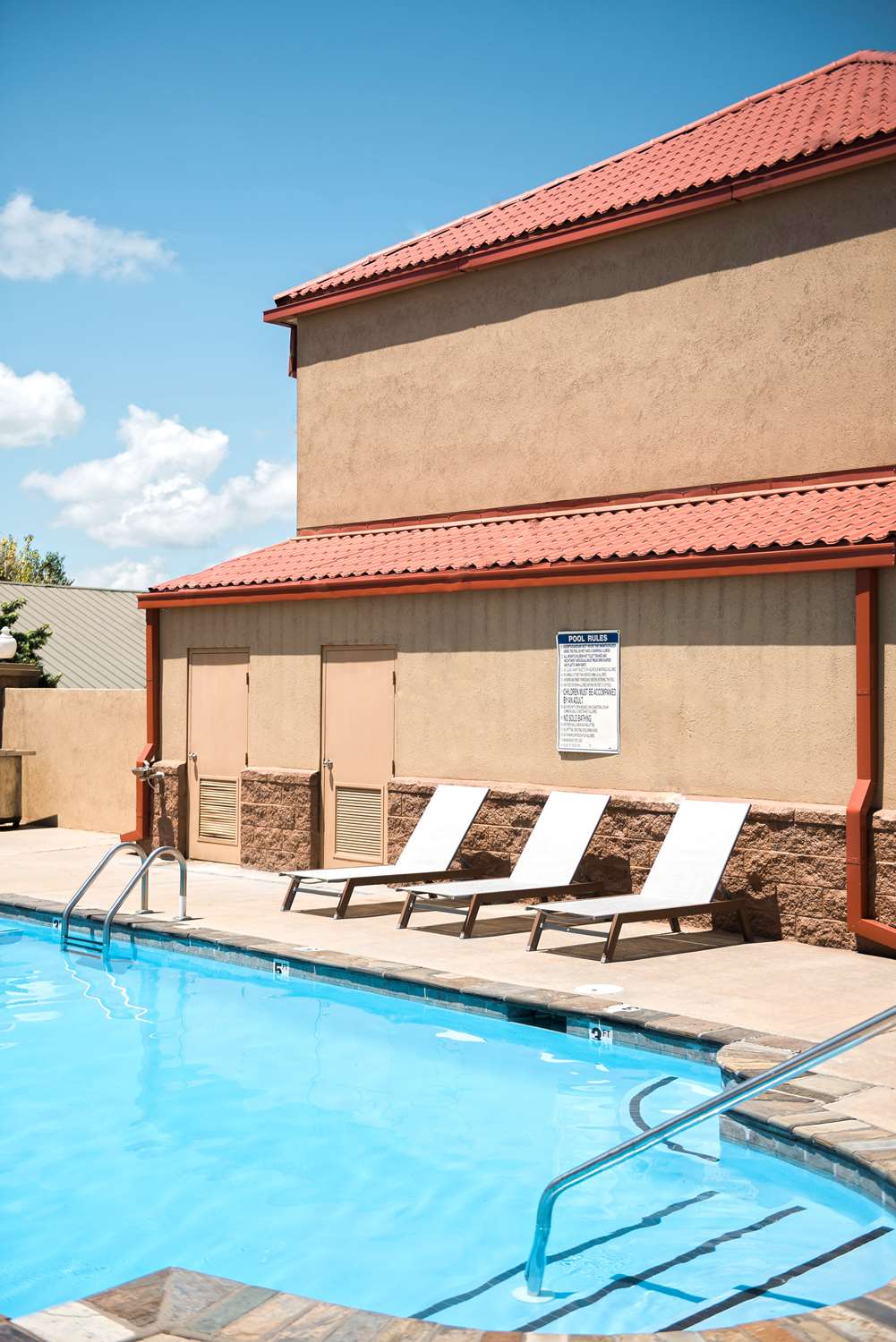 Americas Best Value Inn Suites Griffin 8/48