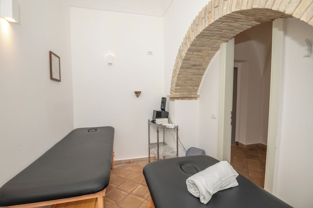 Villa Tasca Turismo Rurale 28/50