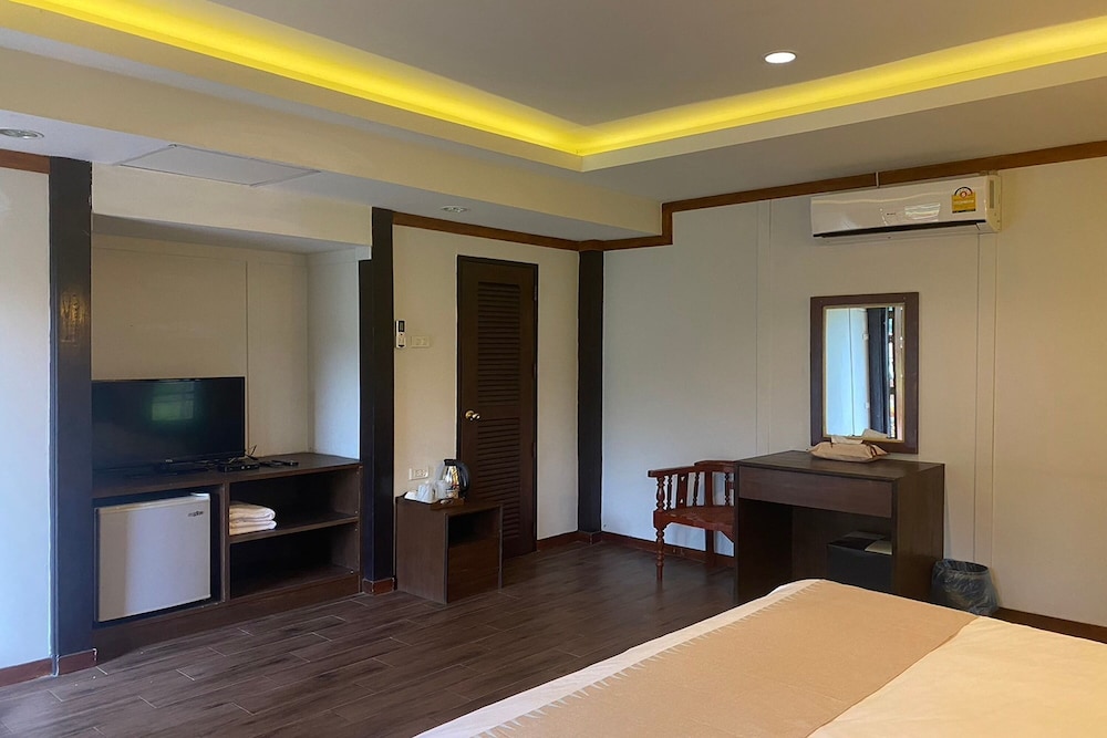 Phu Ing Fah Resort by ZUZU 36/52