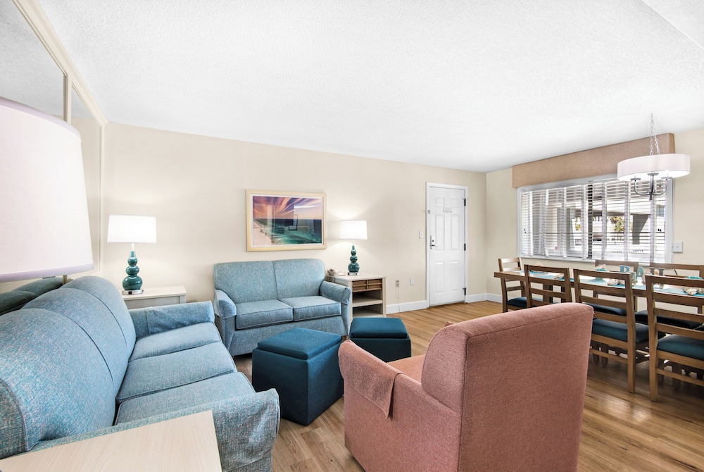 Destin Holiday Beach Resort 42/50