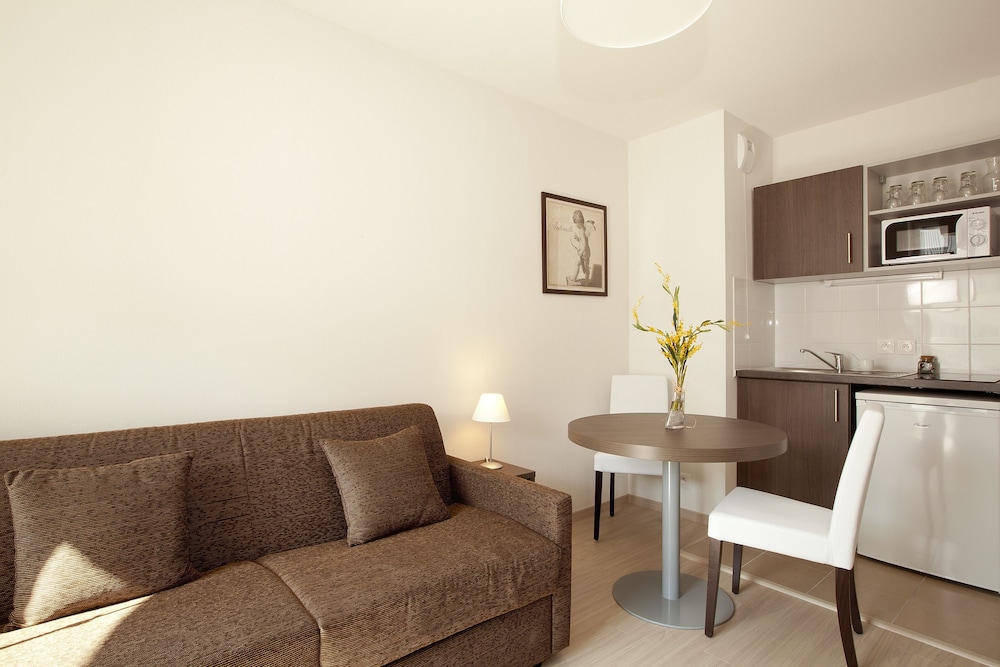Sejours & Affaires Massy Atlantis 22/33