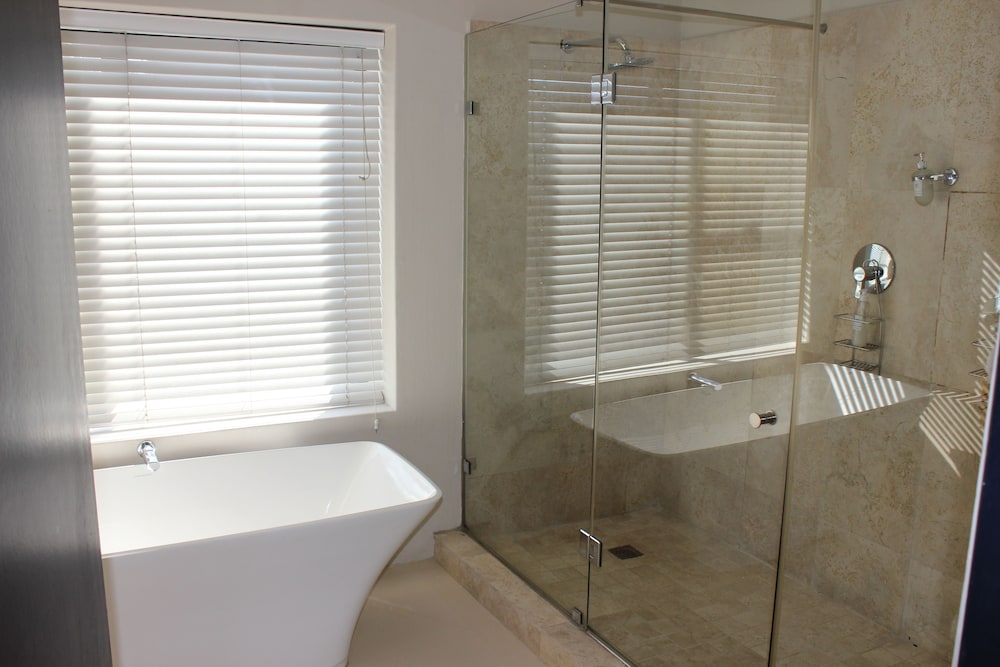 Grande Kloof Boutique Hotel 50/50