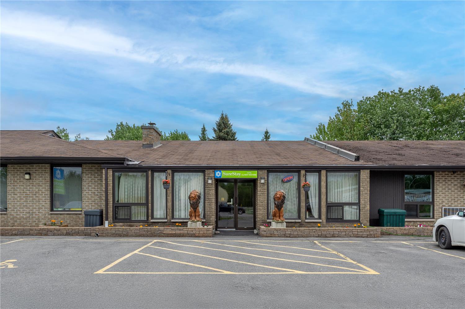 Surestay Hotel By Best Western Kemptville 12/15