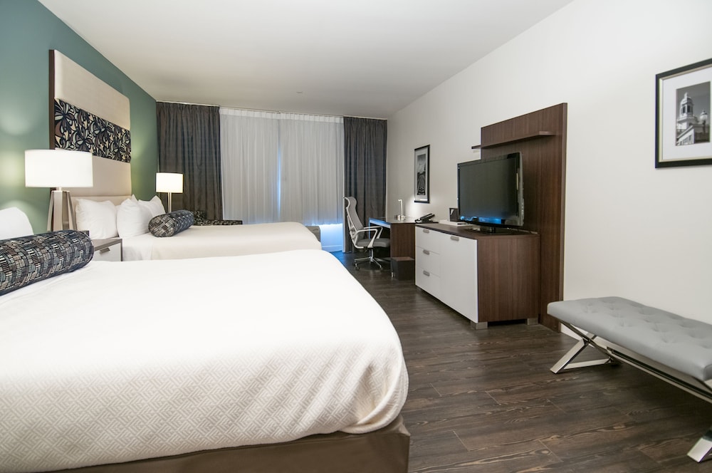 Hotel Indigo Waco Baylor 17/76