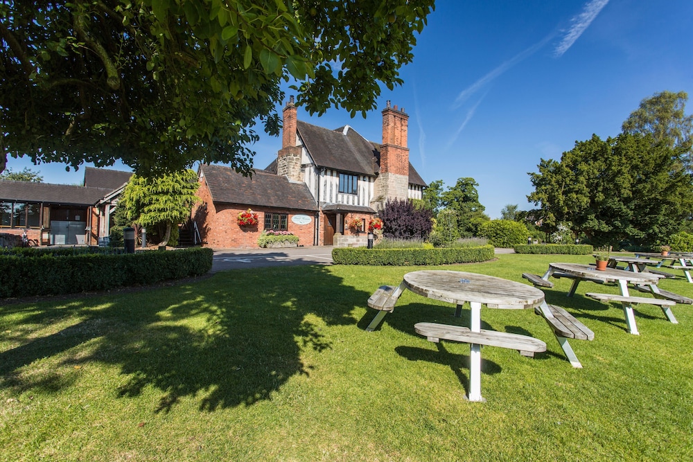 The Moat House 42/49
