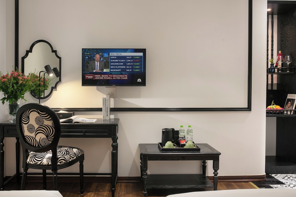 Hanoi Le Chateau Hotel & Spa 33/50