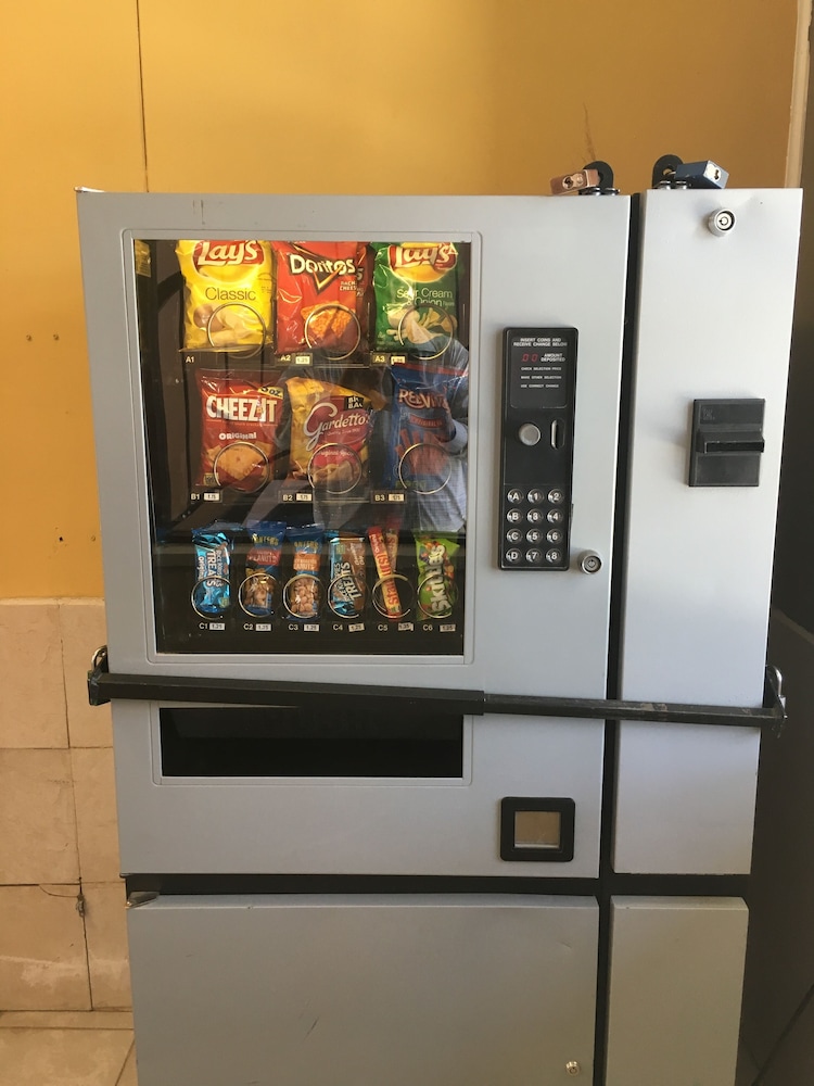 Days Inn & Suites by Wyndham Santa Rosa 13/30