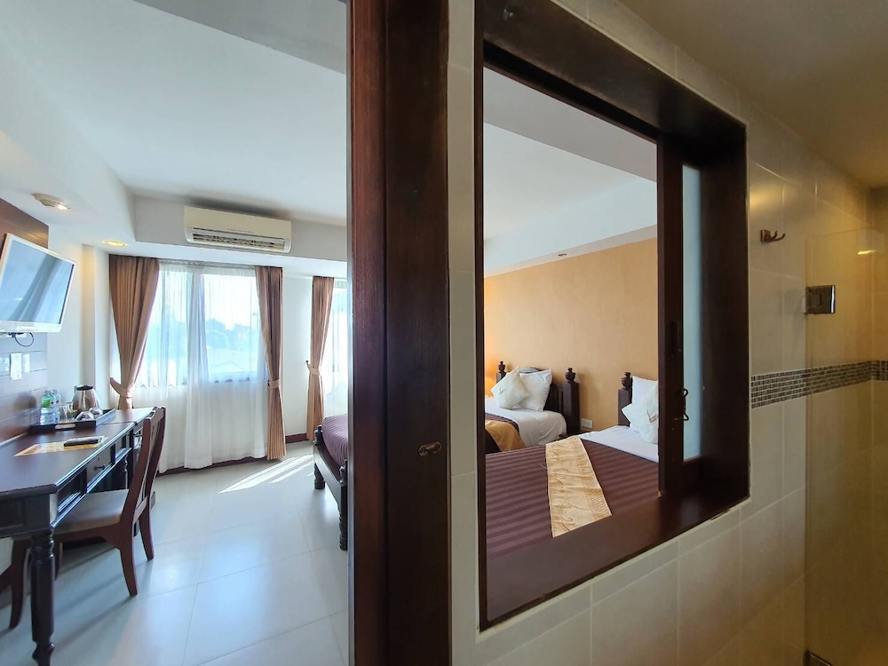 Goldenbell Hotel Chiangmai 39/60
