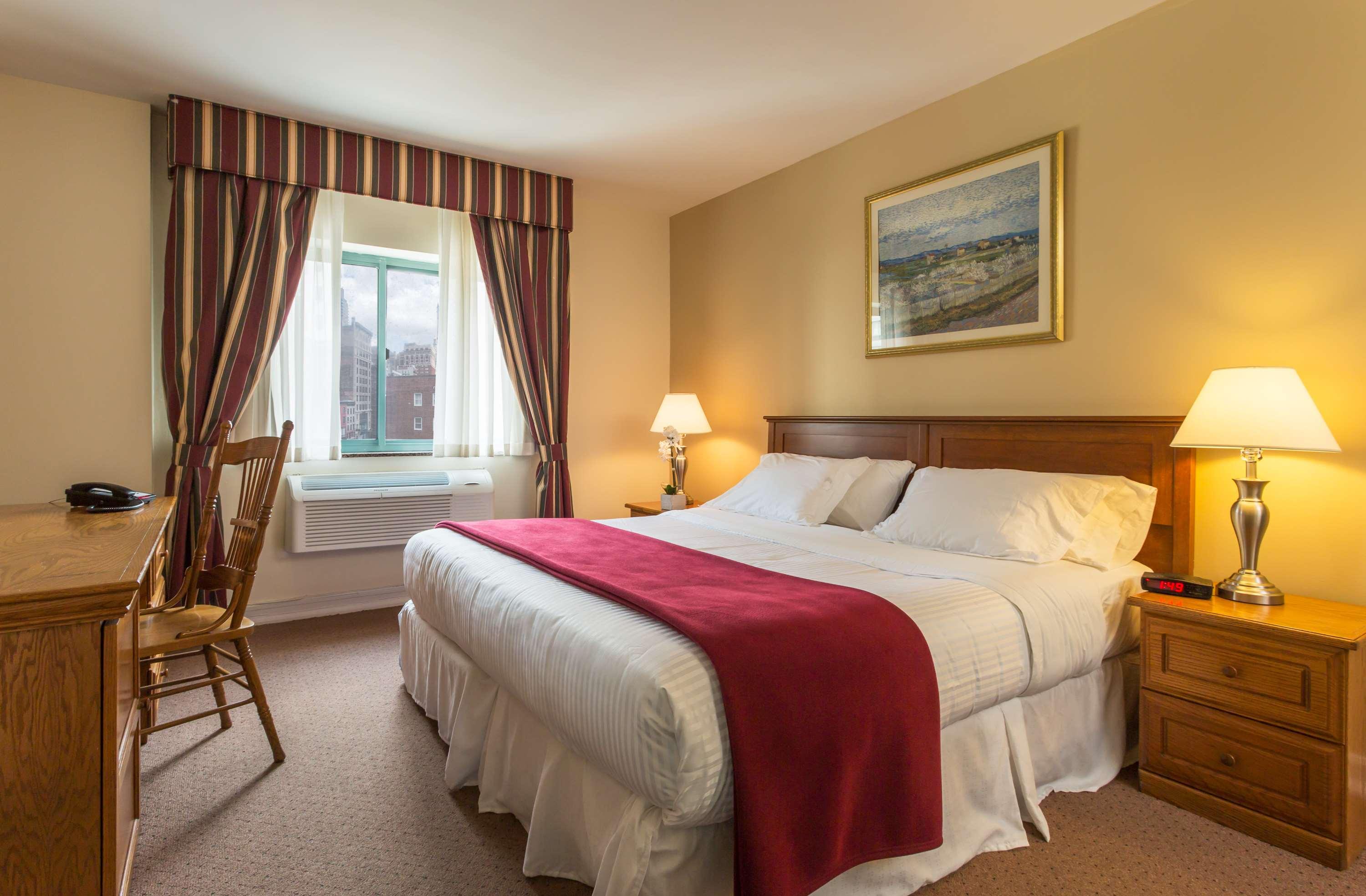 Chelsea Savoy Hotel 24/61