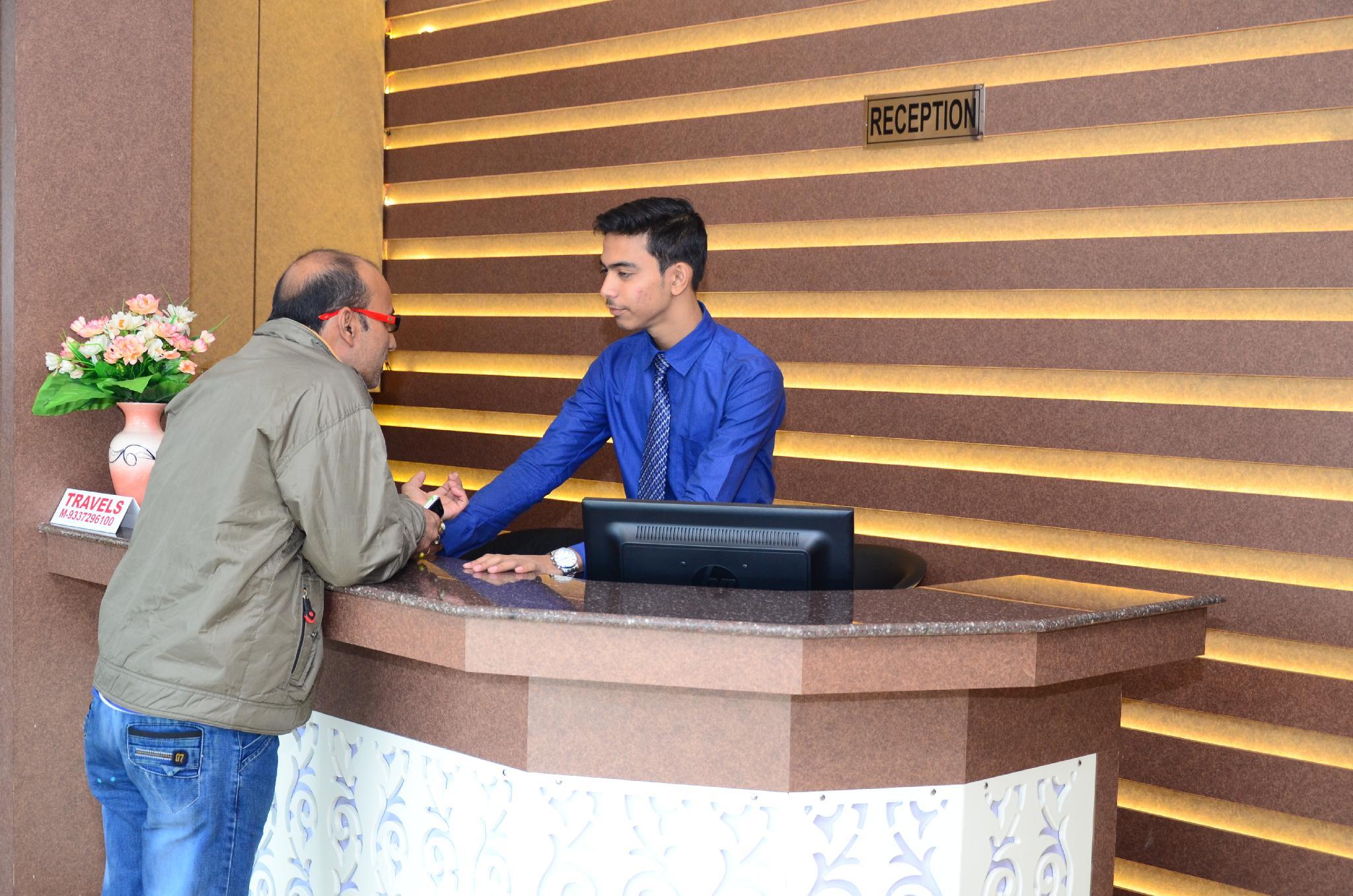 Sapphire Plaza 3/15