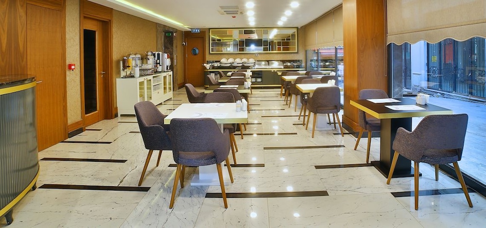 The Tango Hotel Taksim 34/40