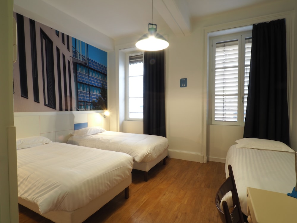 HOTEL DU SIMPLON 4/50