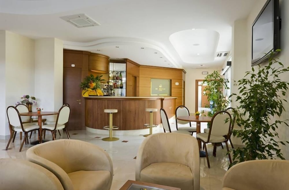 Hotel Ambasciatori 36/46