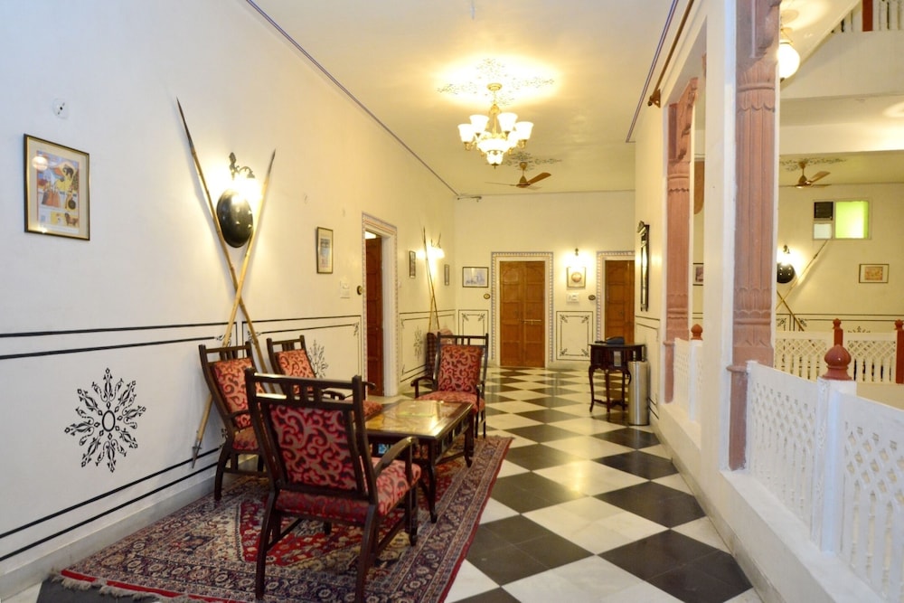 Mahal Khandela 22/32