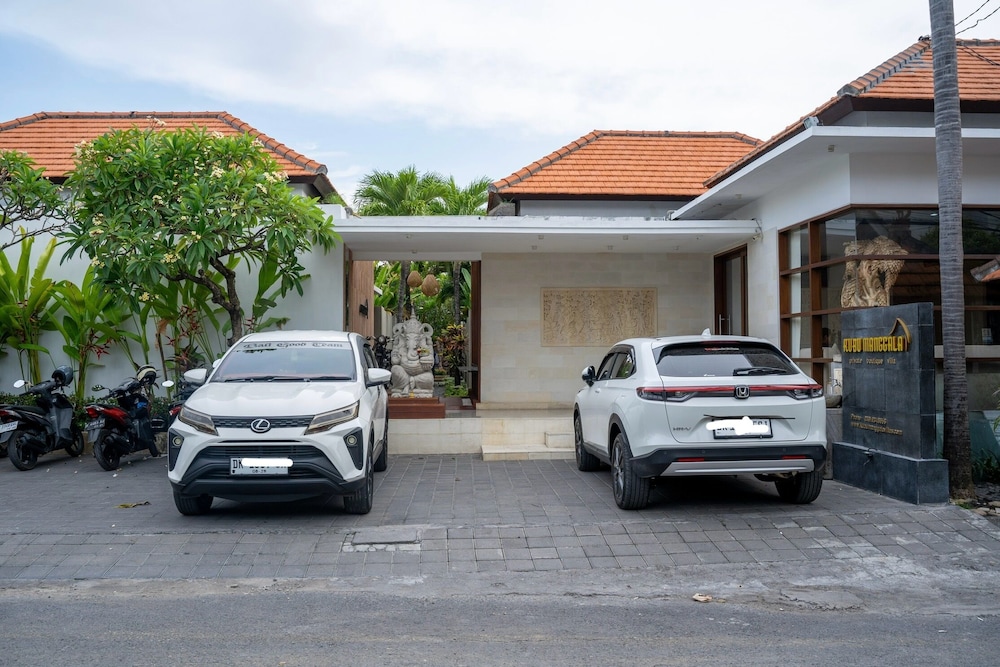 Kubu Manggala Villas 63/71