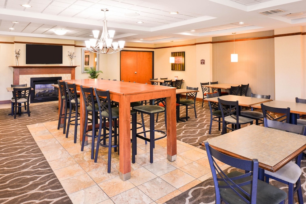 Comfort Suites Mount Vernon 30/36