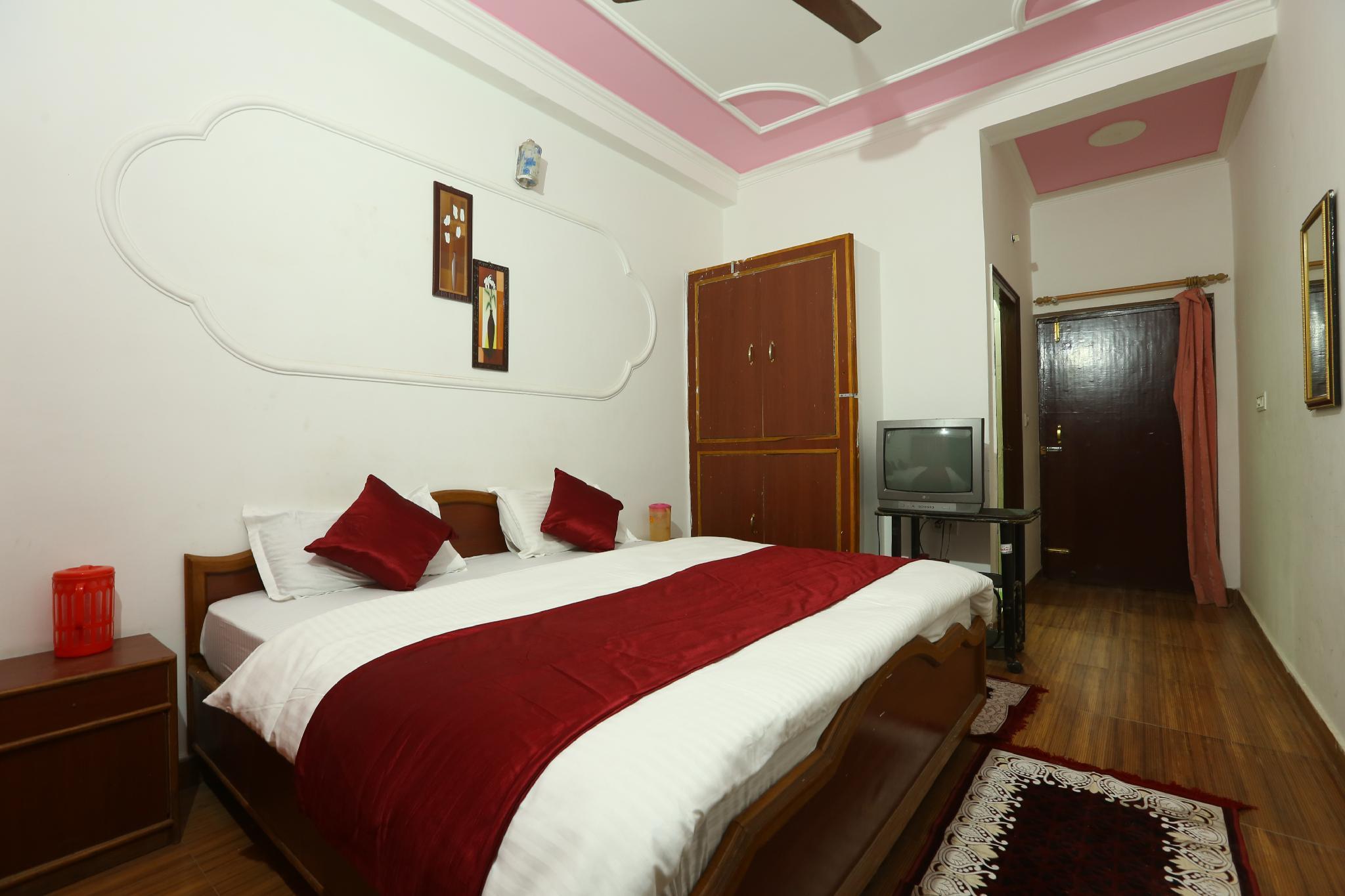 غرفة قياسية، Raj Resort 2/2