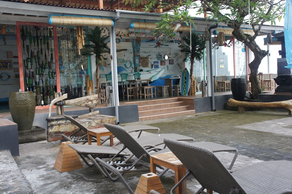 The Beach Candidasa 27/50
