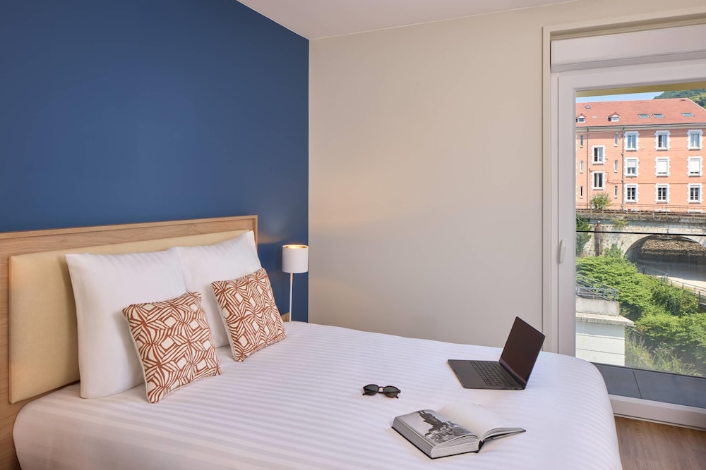 Quality Aparthotel Voiron 6/29