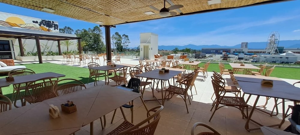 Intercity Patio Pinda Hotel & Resort 38/61