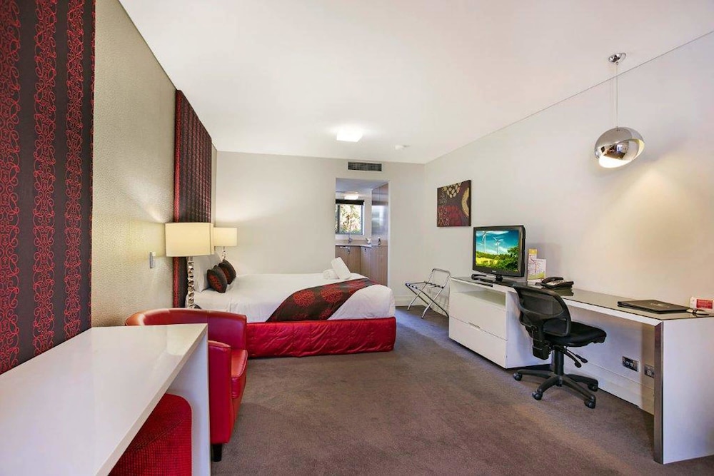 City Golf Club Motel 36/48