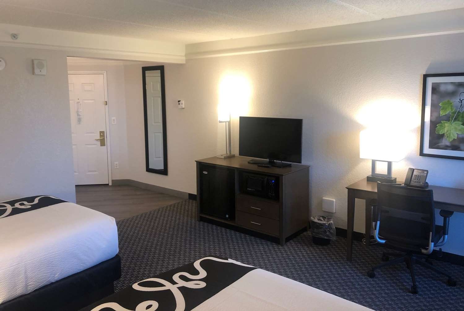 La Quinta Inn Suites Panama City 12/45