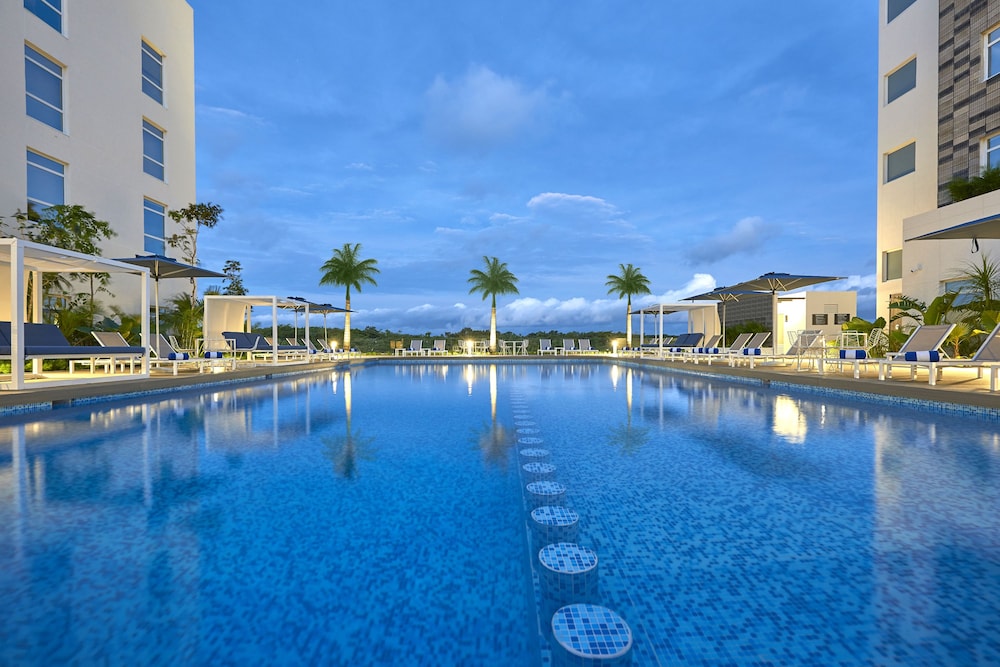 City Express Plus by Marriott Cancun Aeropuerto Riviera 45/49