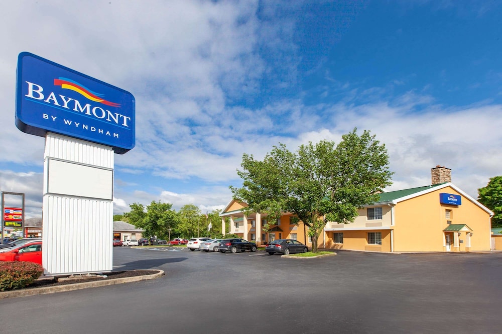 Baymont By Wyndham Harrisburg 37/41