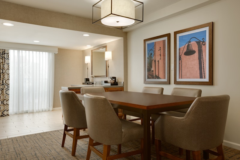 Embassy Suites by Hilton Scottsdale Resort 43/63