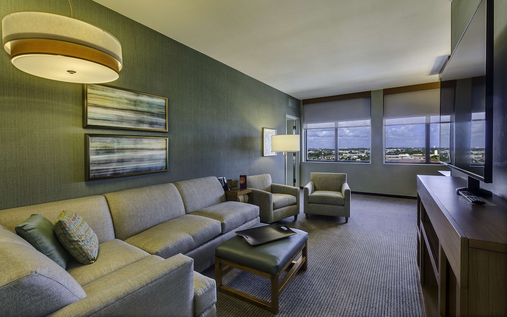Hyatt Place Boca Raton Downtown 35/62