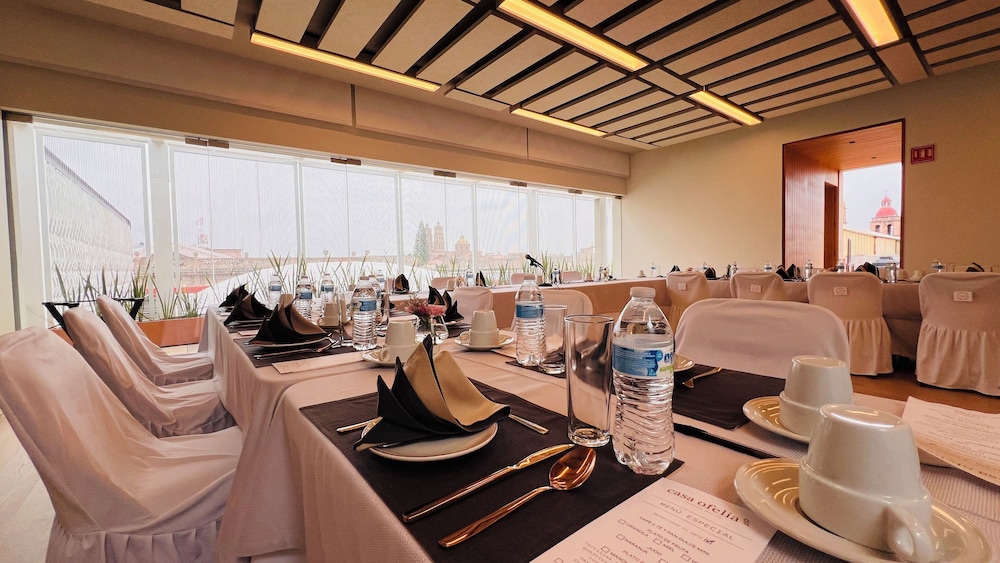 Herencia Hotel By Hosting House 41/50