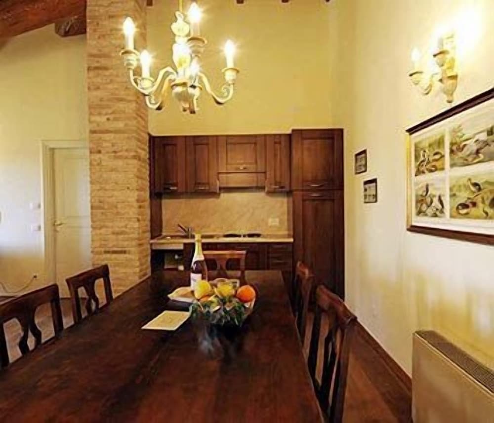 Relais Corte Paradiso 55/76
