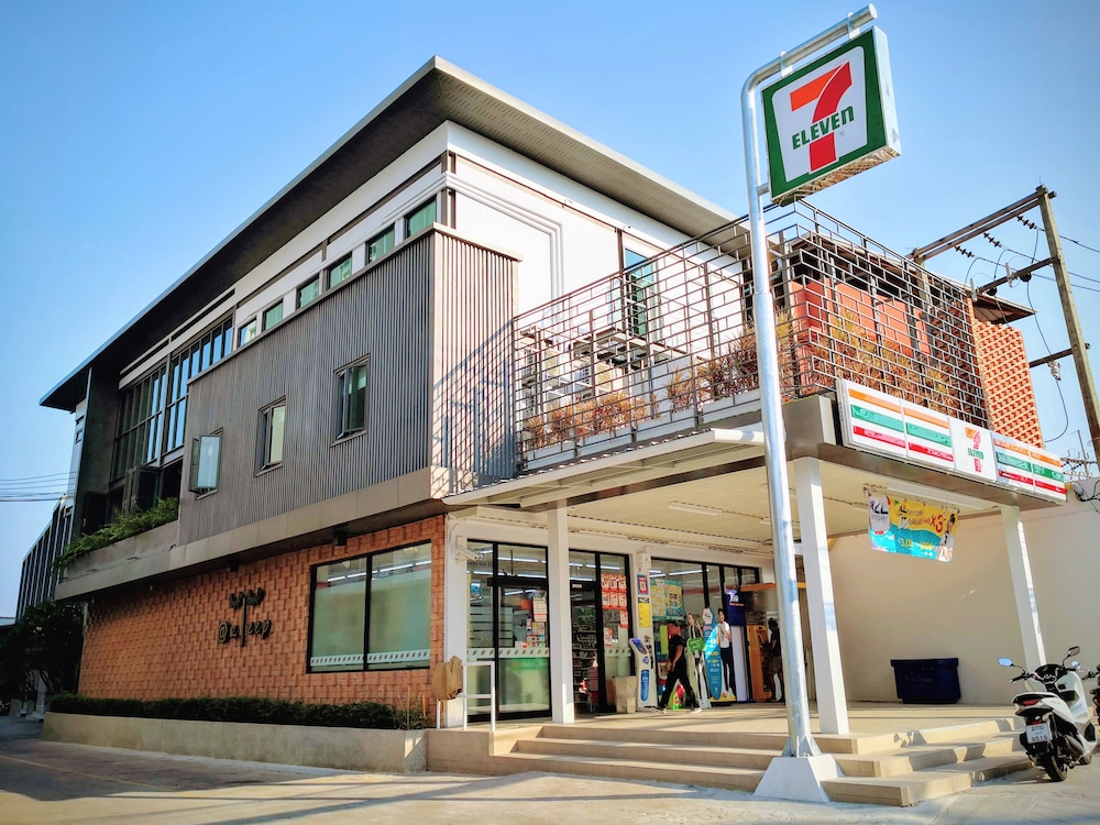 Lantana Pattaya Hotel And Resort in PATTAYA
