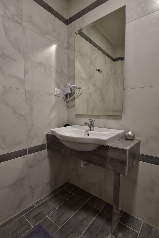 Hotel Dafni Plus 47/50
