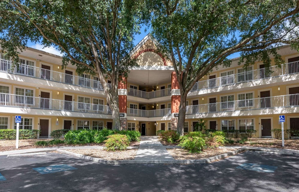 Extended Stay America Select Suites Gainesville I-75 4/33