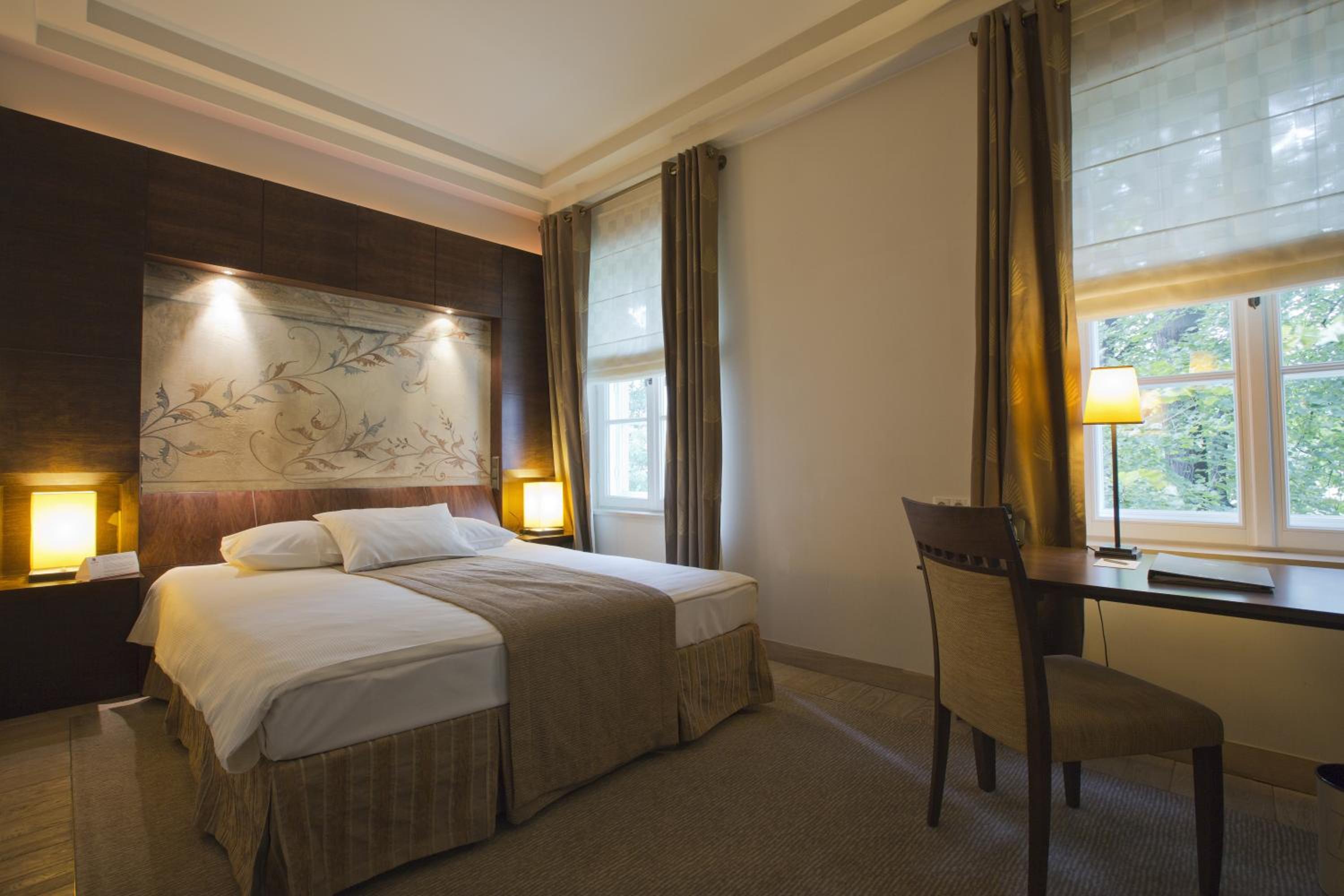 rooms