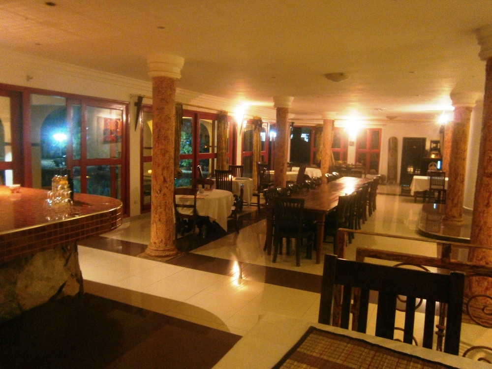 Accra Royal Castle Apartments Suites 34/48