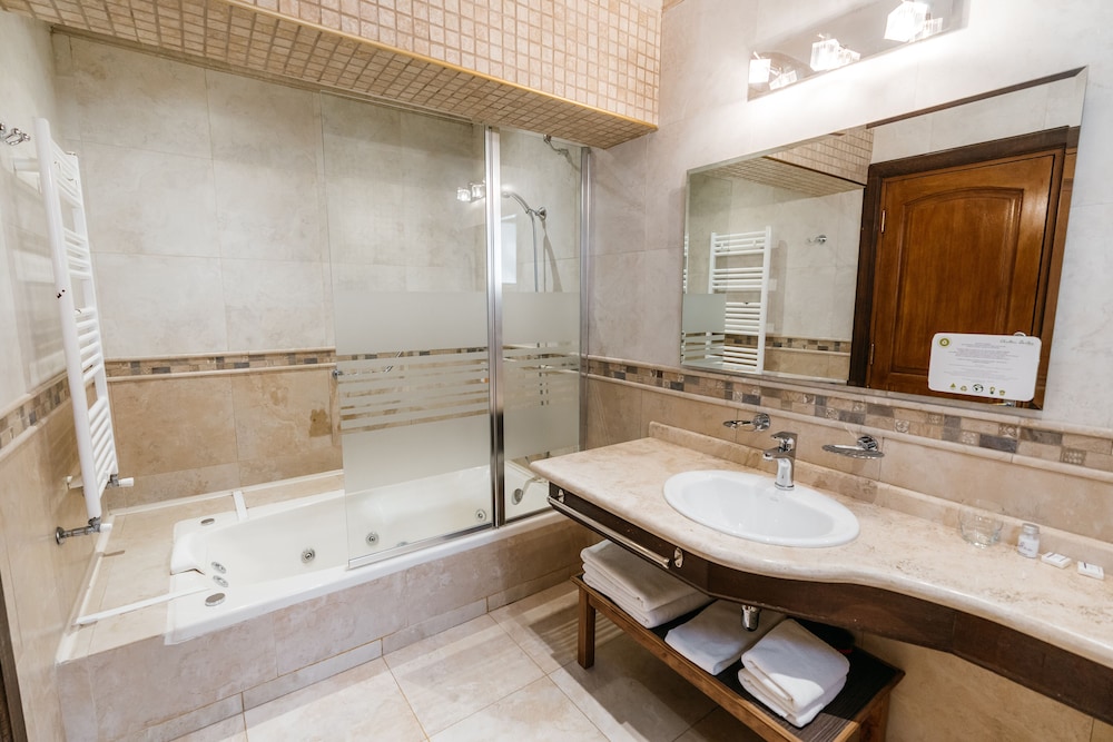 Chalten Suites Hotel 47/50