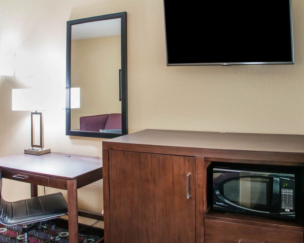 Comfort Inn and Suites San Marcos 40/47