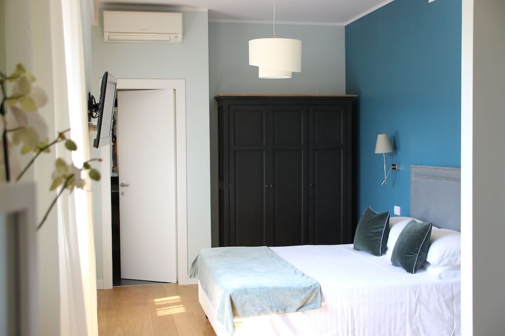 Fenix Hotel 5/69