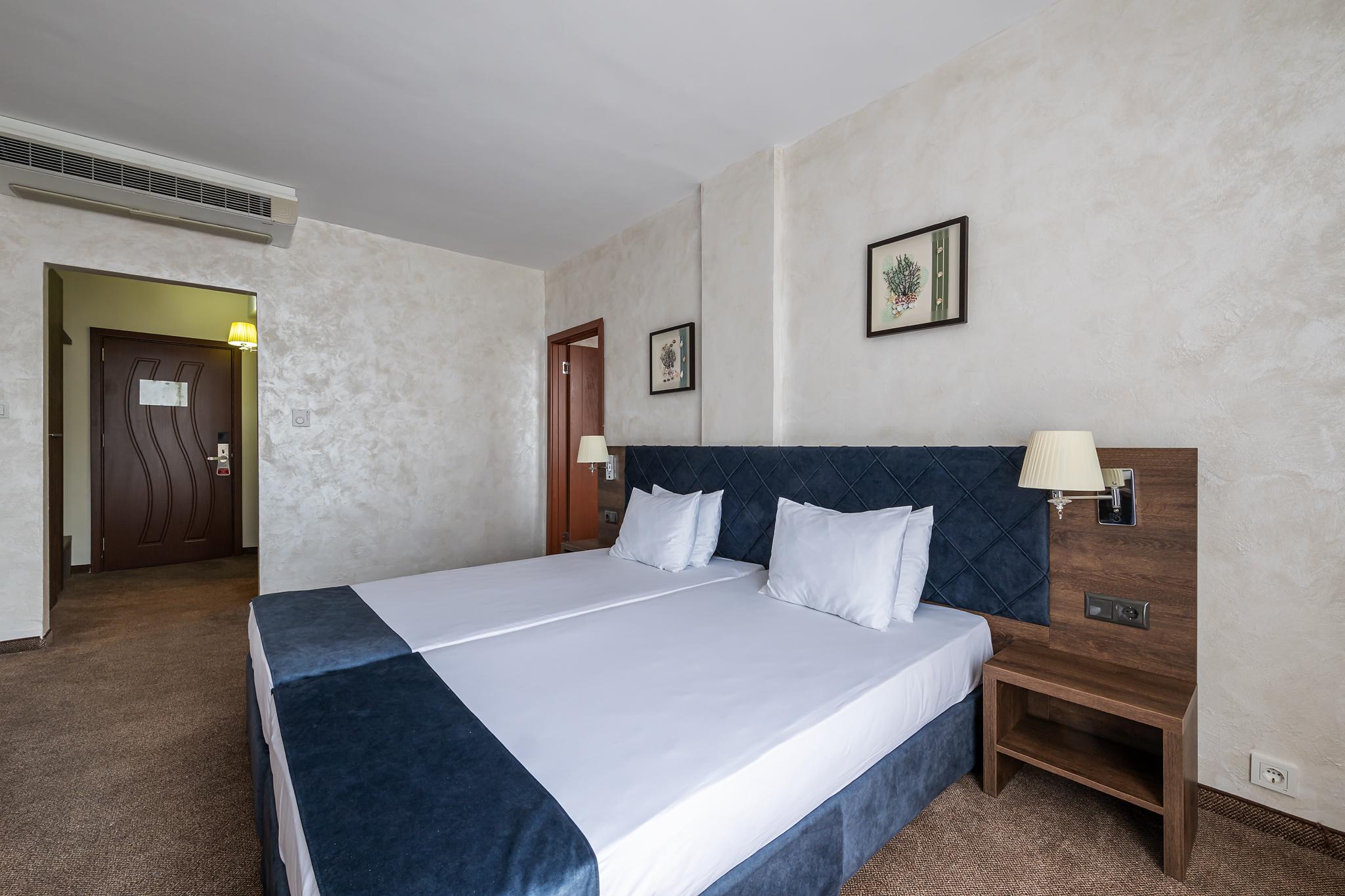 1 Bedroom, Apartment, Sea Side, Balcony or Terrace