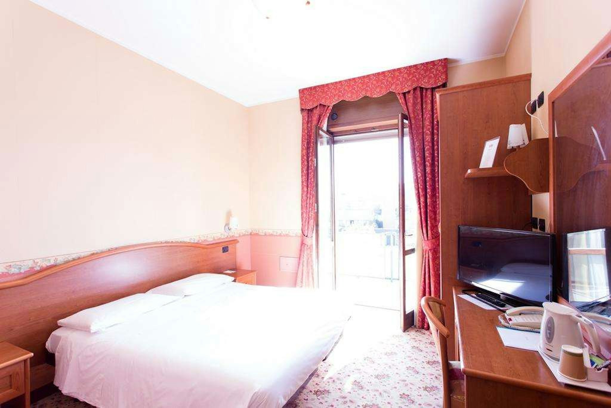 Vald Hotel 19/68