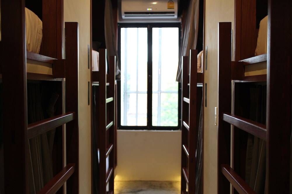 Once Again Hostel 60/80