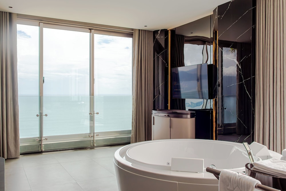M Hotel Danang 49/50
